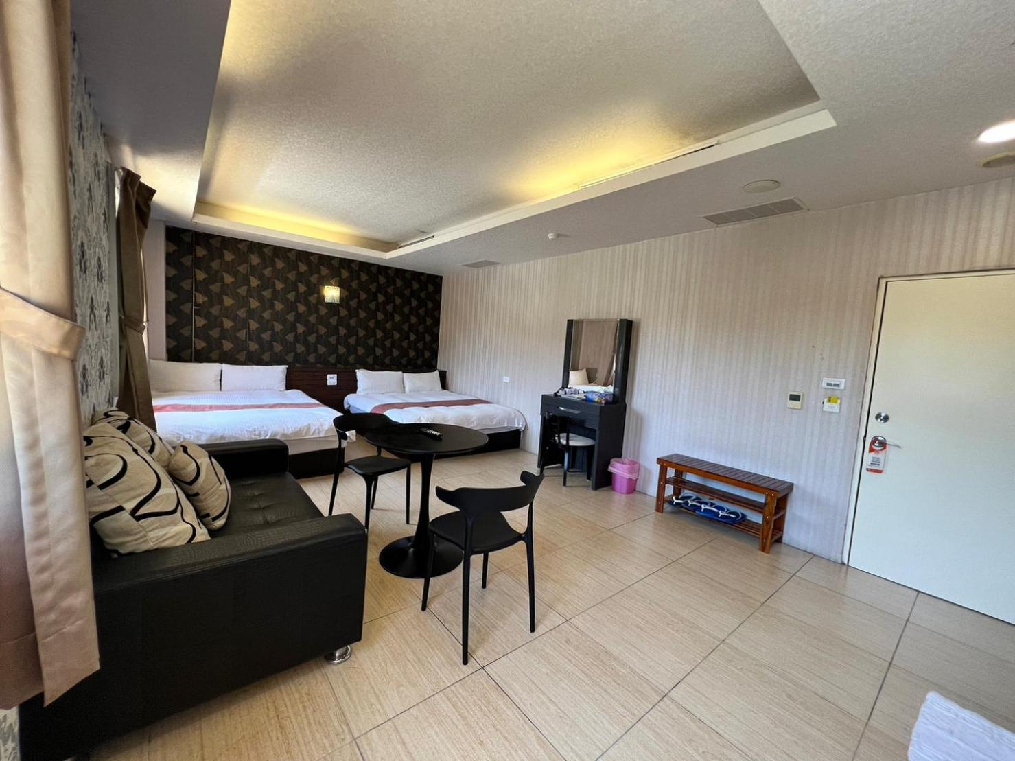 Dajenshan Hotel Kenting Rum bild